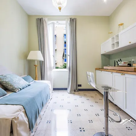 Ferri, Historical Residence, By Tilo Lux בית הארחה 3*
