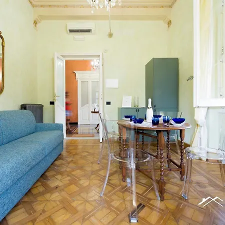 בית הארחה Ferri, Historical Residence, By Tilo Lux