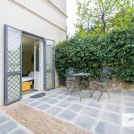 Ferri, Historical Residence, By Tilo Lux בית הארחה
