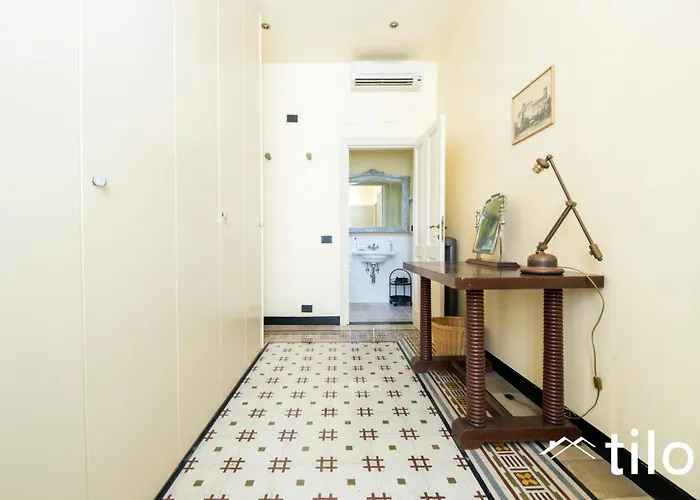 Ferri, Historical Residence, By Tilo Lux 招待所