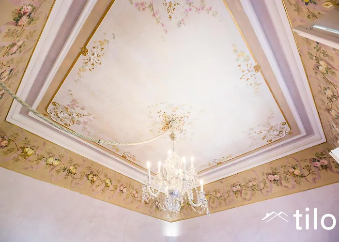 Ferri, Historical Residence, By Tilo Lux 招待所