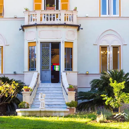 Ferri, Historical Residence, By Tilo Lux 3* Genova